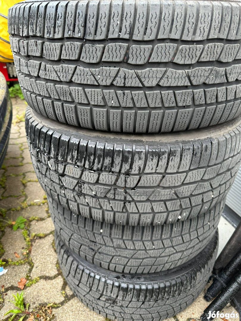225/40R18 92V Continental téli gumi [4db]